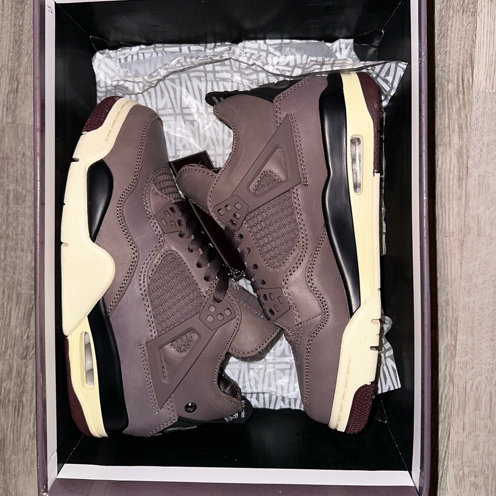 A MA MANIERE RETRO JORDAN 4’s